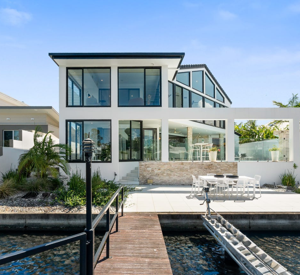 noosa_waters_overview1